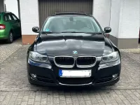 Gebraucht BMW 320 177 PS (130 kW) 2010 Schwarz Limousine