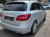 Gebraucht Mercedes B200 136 PS (100 kW) 2018 Silber Kleinwagen