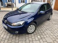 Gebraucht VW Golf VI 105 PS (77 kW) 2010 Blau Kleinwagen