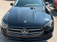 Gebraucht Mercedes E300 Avantgarde 320 PS (235 kW) 2021 Schwarz Kombi