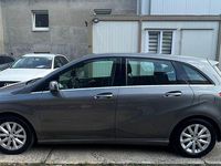 Gebraucht Mercedes B200 156 PS (114 kW) 2013 Grau Van / Kleinbus