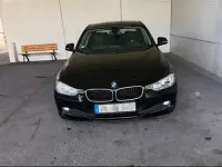 Gebraucht BMW 318 143 PS (105 kW) 2013 Schwarz Limousine