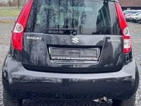 Gebraucht Suzuki Splash Club 94 PS (69 kW) 2011 Blau Kleinwagen