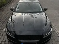 Gebraucht Jaguar XE Pure 180 PS (132 kW) 2016 Schwarz Limousine