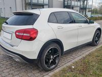 Gebraucht Mercedes GLA220 170 PS (125 kW) 2014 Weiß SUV