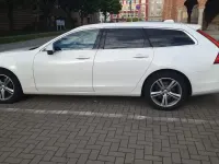 Gebraucht Volvo V90 Momentum 190 PS (139 kW) 2017 Weiß Kombi