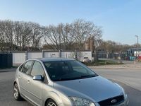 Gebraucht Ford Focus 116 PS (85 kW) 2006 Grau Kombi