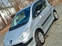 Gebraucht Peugeot 1007 80 PS (58 kW) 2006 Silber Van / Kleinbus