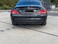 Gebraucht Mercedes CLA180 122 PS (89 kW) 2015 Schwarz Limousine