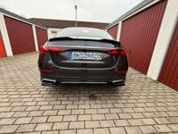 Gebraucht Mercedes E200 204 PS (150 kW) 2023 Schwarz Limousine