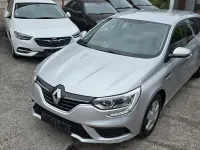 Gebraucht Renault Mégane Life 101 PS (74 kW) 2017 Silber Limousine
