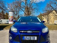 Gebraucht Ford Focus ST-Line 125 PS (91 kW) 2014 Blau Limousine