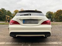 Gebraucht Mercedes CLA220 AMG line 177 PS (130 kW) 2015 Weiß Limousine
