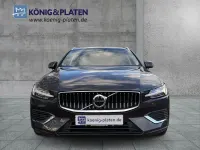 Gebraucht Volvo V60 Plus 253 PS (186 kW) 2022 Grau Kombi