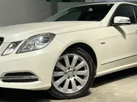 Gebraucht Mercedes E300 252 PS (185 kW) 2012 Weiß Limousine