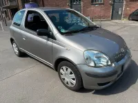 Gebraucht Toyota Yaris 65 PS (47 kW) 2004 Grau Kleinwagen