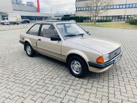 gebraucht Ford Escort Ghia | Getriebe ist Automatik