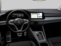 gebraucht VW Golf VIII 1.5 eTSI DSG Active IQ.Light Matrix LED Navi SHZ PDC ACCRFK AID Sportf