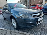 Second-hand Opel Astra Basis 90 CP (66 kW) 2009 Albastru Berlinǎ