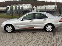 Gebraucht Mercedes C220 Classic 143 PS (105 kW) 2003 Silber Limousine