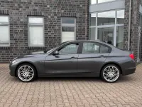 Gebraucht BMW 318 143 PS (105 kW) 2013 Grau Limousine
