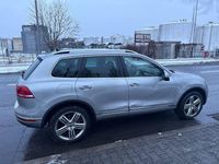 Gebraucht VW Touareg Edition 262 PS (192 kW) 2017 Silber SUV