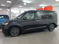 Gebraucht VW Multivan 150 PS (110 kW) 2024 Deep black Van / Kleinbus
