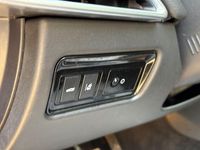 Gebraucht Jaguar XE 179 PS (131 kW) 2017 Rot Limousine