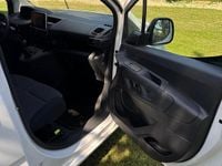 Gebraucht Peugeot Partner 102 PS (75 kW) 2020 Van / Kleinbus
