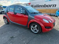 Begagnad Smart ForFour 68 HK (50 kW) 2004 Röd Halvkombi