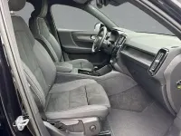 Używany Volvo XC40 Core 169 kW (231 KM) 2023 Czarny SUV