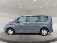 Gebraucht VW Multivan Basis 150 PS (110 kW) 2023 Grau Van / Kleinbus