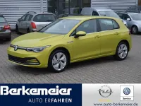 Gebraucht VW Golf VIII Style 150 PS (110 kW) 2024 Gelb Kleinwagen
