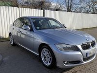 Gebraucht BMW 318 143 PS (105 kW) 2010 Blau Limousine