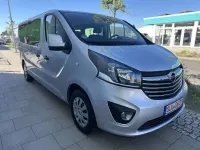 Używany Opel Vivaro 125 KM (91 kW) 2018 Szary Minivan