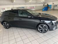 Gebraucht Opel Astra 131 PS (96 kW) 2025 Schwarz Limousine