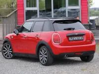 Gebraucht Mini Cooper 136 PS (100 kW) 2019 Rot Kleinwagen