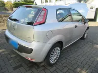 Gebraucht Fiat Punto 65 PS (47 kW) 2011 Silber Kleinwagen