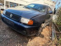 Gebraucht VW Polo 60 PS (44 kW) 1998 Blau Kombi