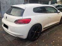 Gebraucht VW Scirocco 160 PS (117 kW) 2009 Weiß Coupé