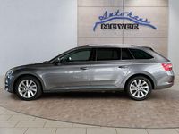 Gebraucht Skoda Superb 150 PS (110 kW) 2024 Graphite grau (metallic) Kombi