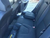 Gebraucht Volvo V60 Drive Kinetic 114 PS (83 kW) 2012 Schwarz metallic Kombi