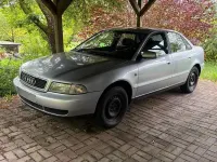 Gebraucht Audi A4 125 PS (91 kW) 1998 Silber Limousine