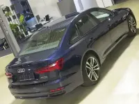 Gebraucht Audi A6 Sport 204 PS (150 kW) 2021 Firmamentblau (metallic) Limousine