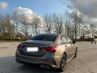 Gebraucht Mercedes A200 AMG 163 PS (119 kW) 2019 Grau Limousine