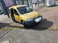 Usata Opel Combo 105 CV (77 kW) 2003 Oro Monovolume