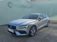 Gebraucht Volvo V60 Momentum 163 PS (119 kW) 2022 Silber Kombi