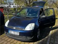 Usata Ford Fiesta 60 CV (44 kW) 2003 Blu Utilitaria