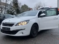 Gebraucht Peugeot 308 Allure 120 PS (88 kW) 2016 Limousine