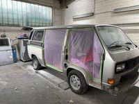 Second-hand VW Multivan 112 CP (82 kW) 1988 Argintiu Monovolum